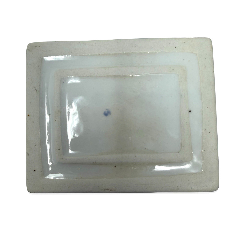 Vintage Blue White Floral Porcelain Trinket Box Gold Detail Lidded Jewelry Box - Picture 12 of 16